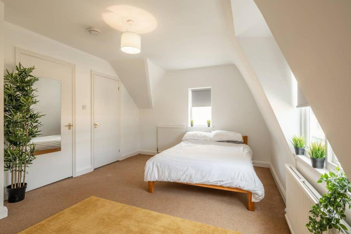 Spacious 3 Bedroom Flat In Heart Of City Centre Cambridge  Exteriör bild