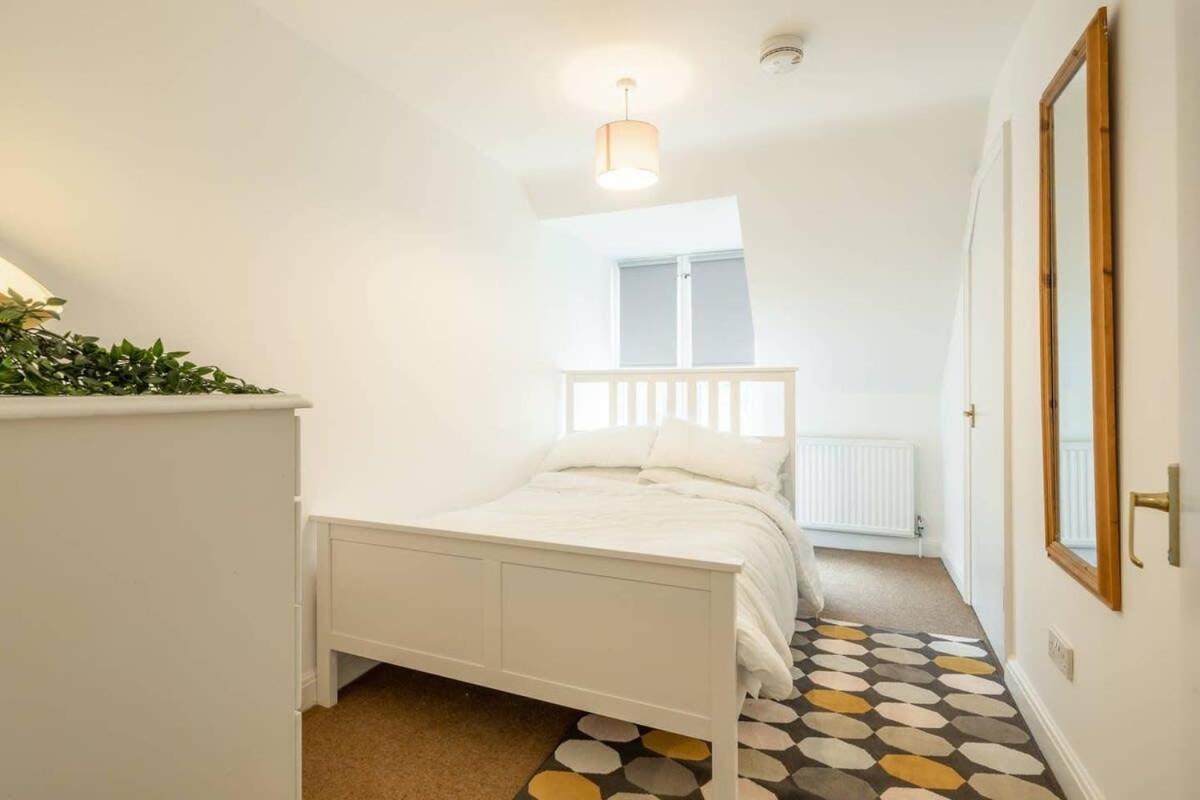 Spacious 3 Bedroom Flat In Heart Of City Centre Cambridge  Exteriör bild