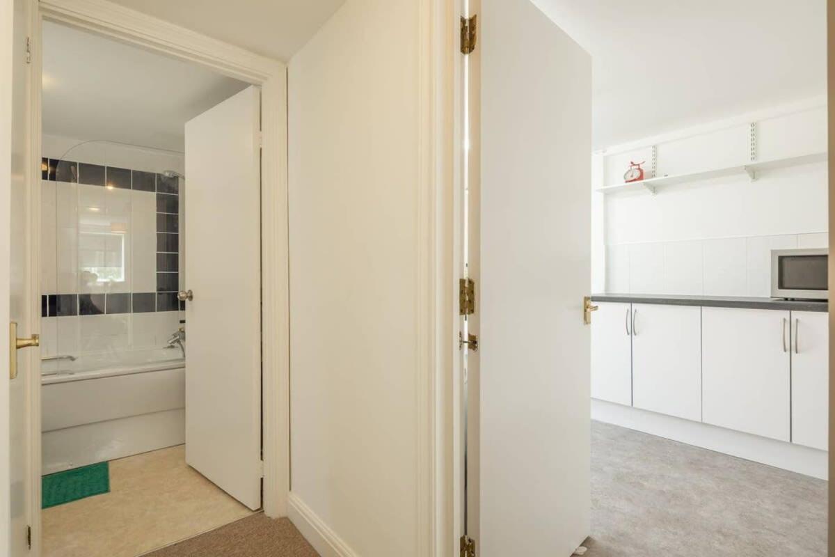 Spacious 3 Bedroom Flat In Heart Of City Centre Cambridge  Exteriör bild